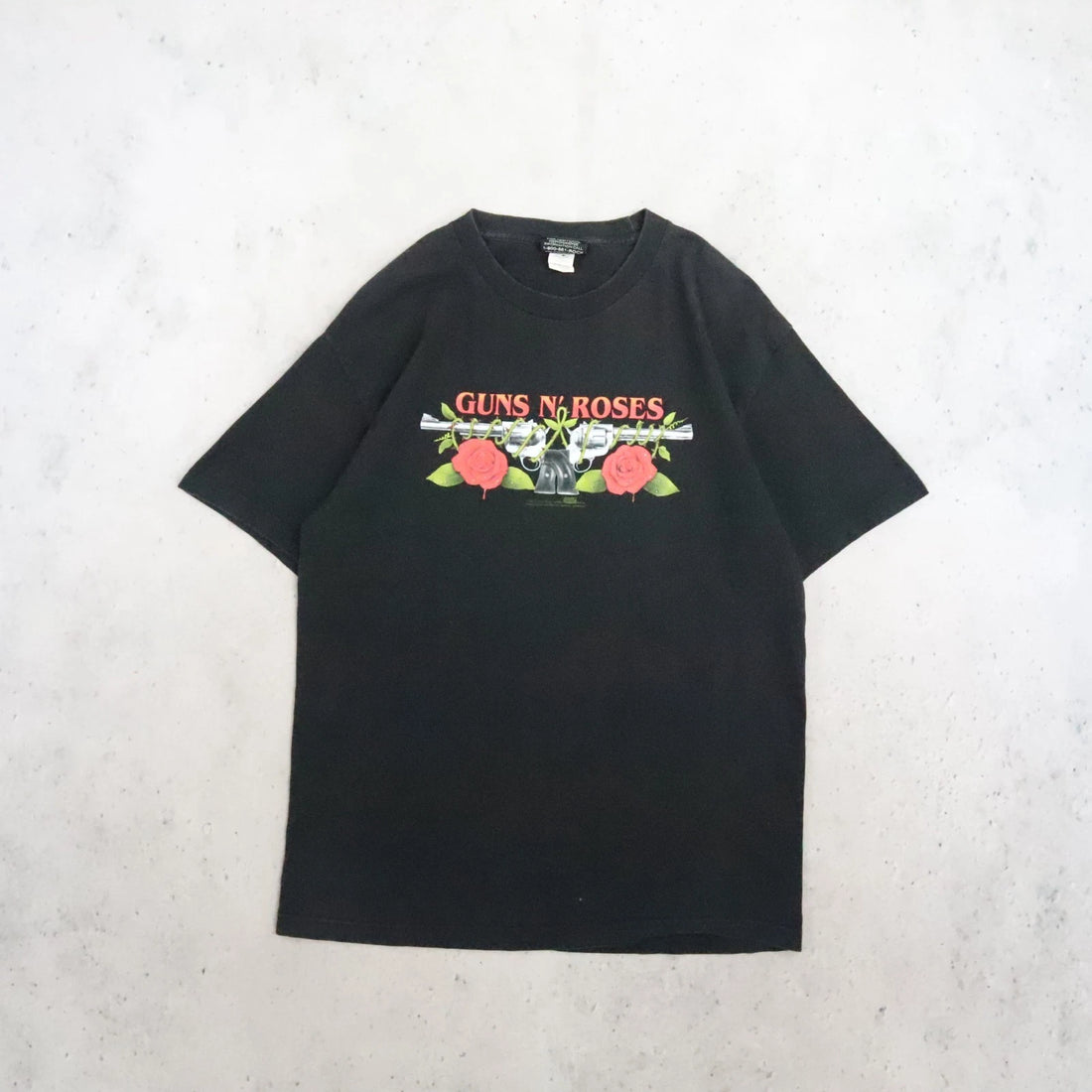 Vintage Guns N Roses Artimonde Band T-Shirt Size Large 2004