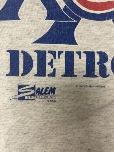 Vintage Detroit Pistons Salem Sportswear T-Shirt Size XL Gray 90s 1990 NBA