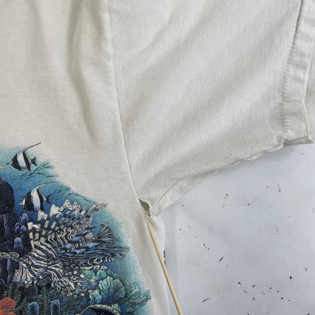 Vintage Fish Marine Life Habitat T-Shirt Size XL Nature Wrap Around