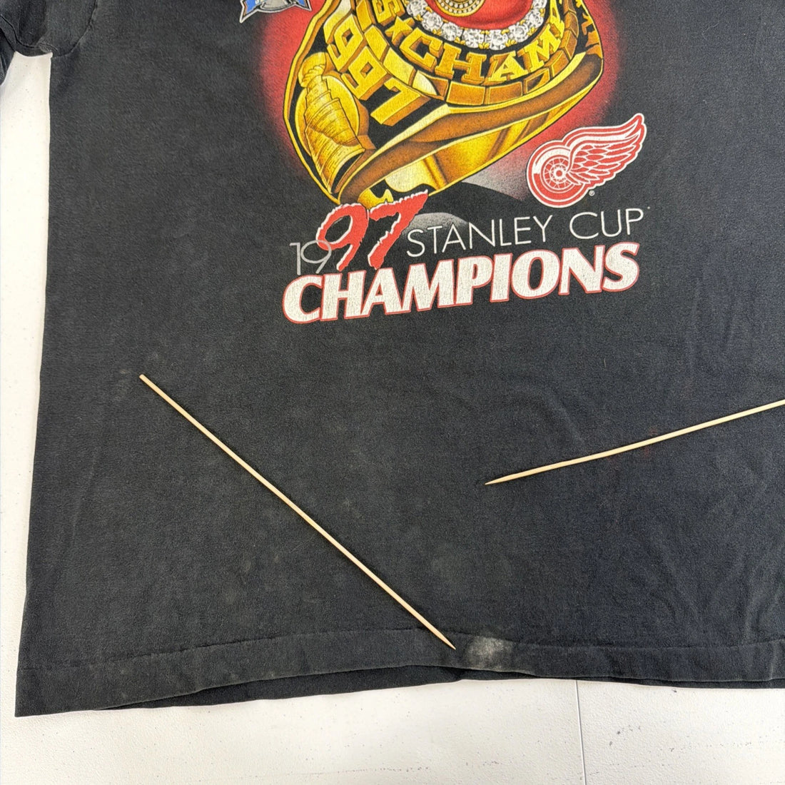 Vintage Detroit Red Wings Stanley Cup Champions Ring T-Shirt 2XL 90s NHL