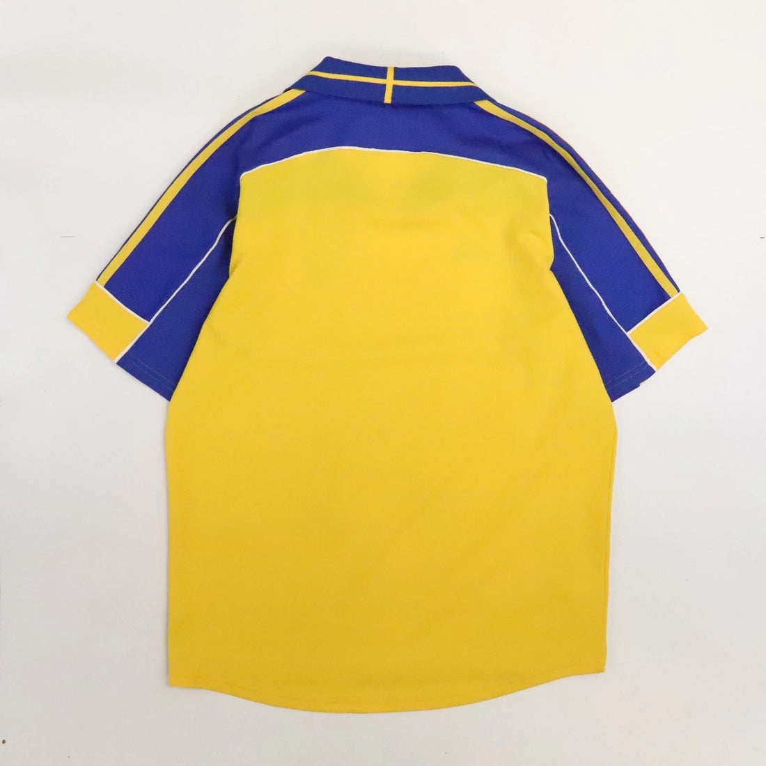 Vintage Sweden Adidas Soccer Football Jersey Size Medium FIFA