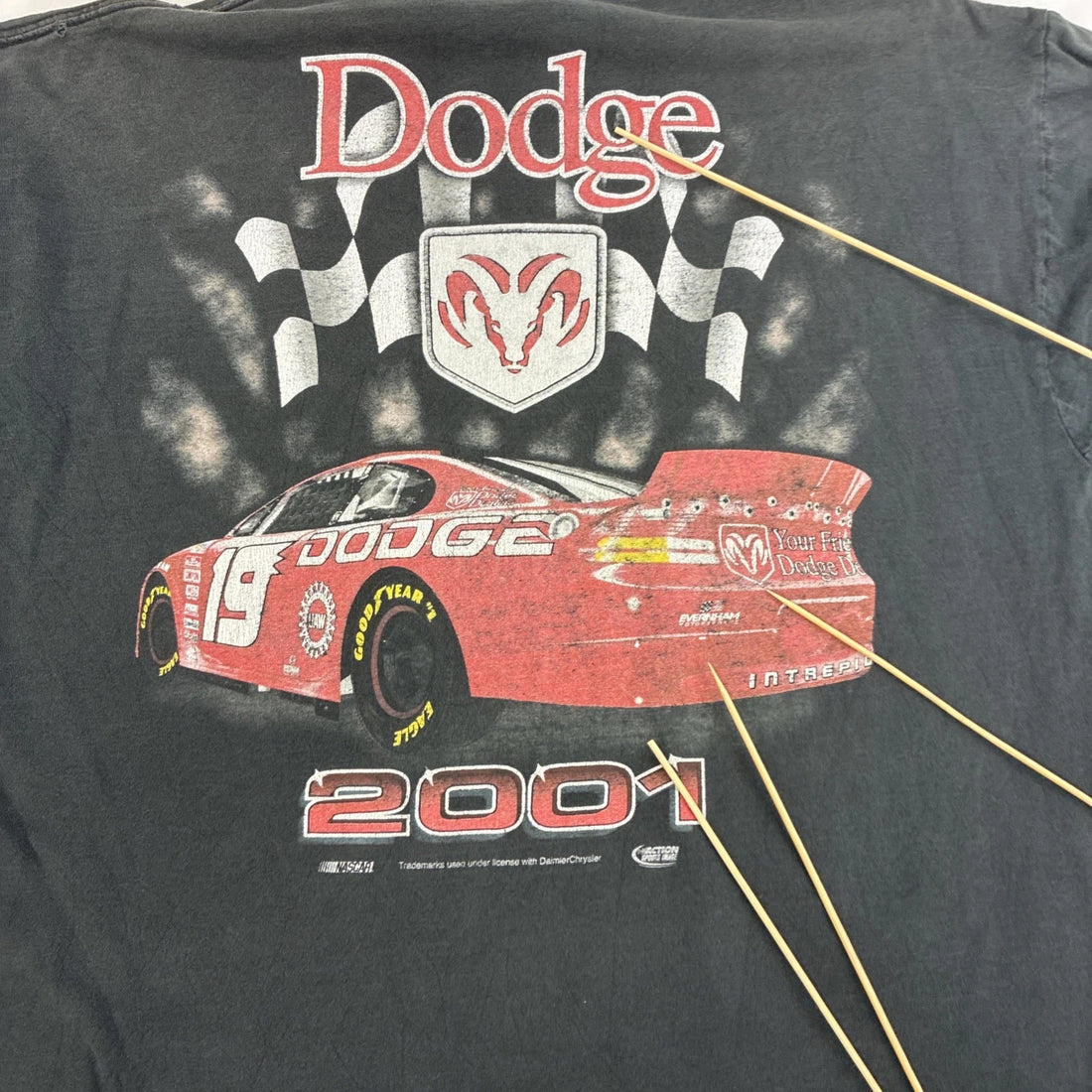 Vintage Let The Race Begin Dodge T-Shirt Size Large 2001 NASCAR