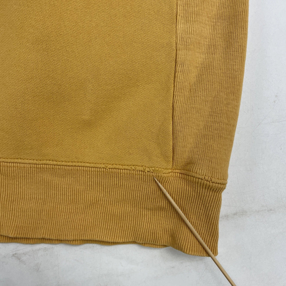 Abercrombie & Fitch Crewneck Sweatshirt Size XL Yellow