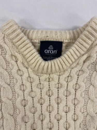 Vintage Aran Woolen Mills Cable Knit Sweater Size Small Beige Pullover Fisherman