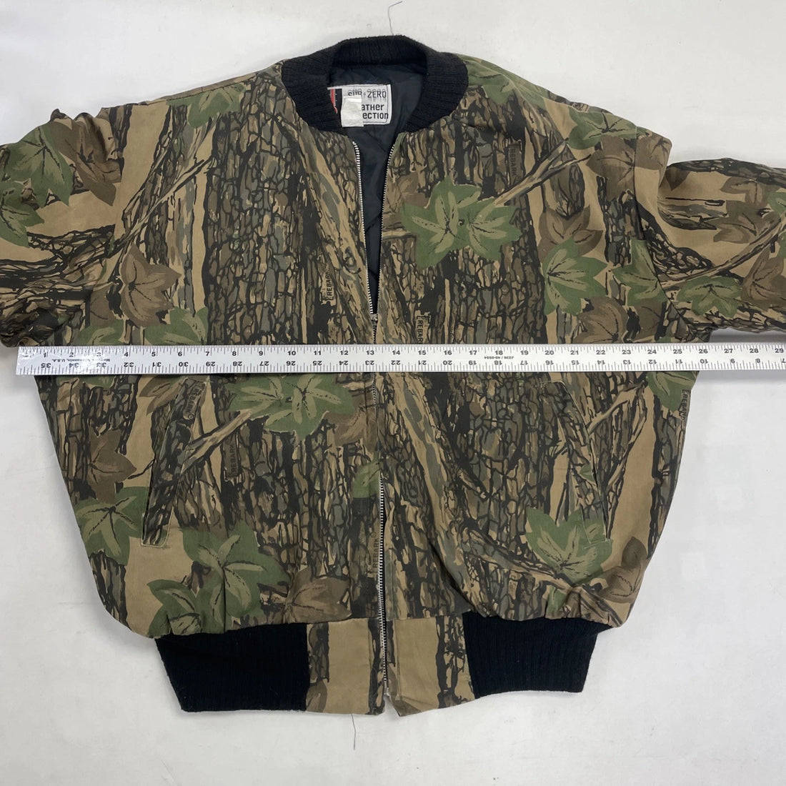 Vintage Sub-Zero Rebark Camo Bomber Jacket Size Large