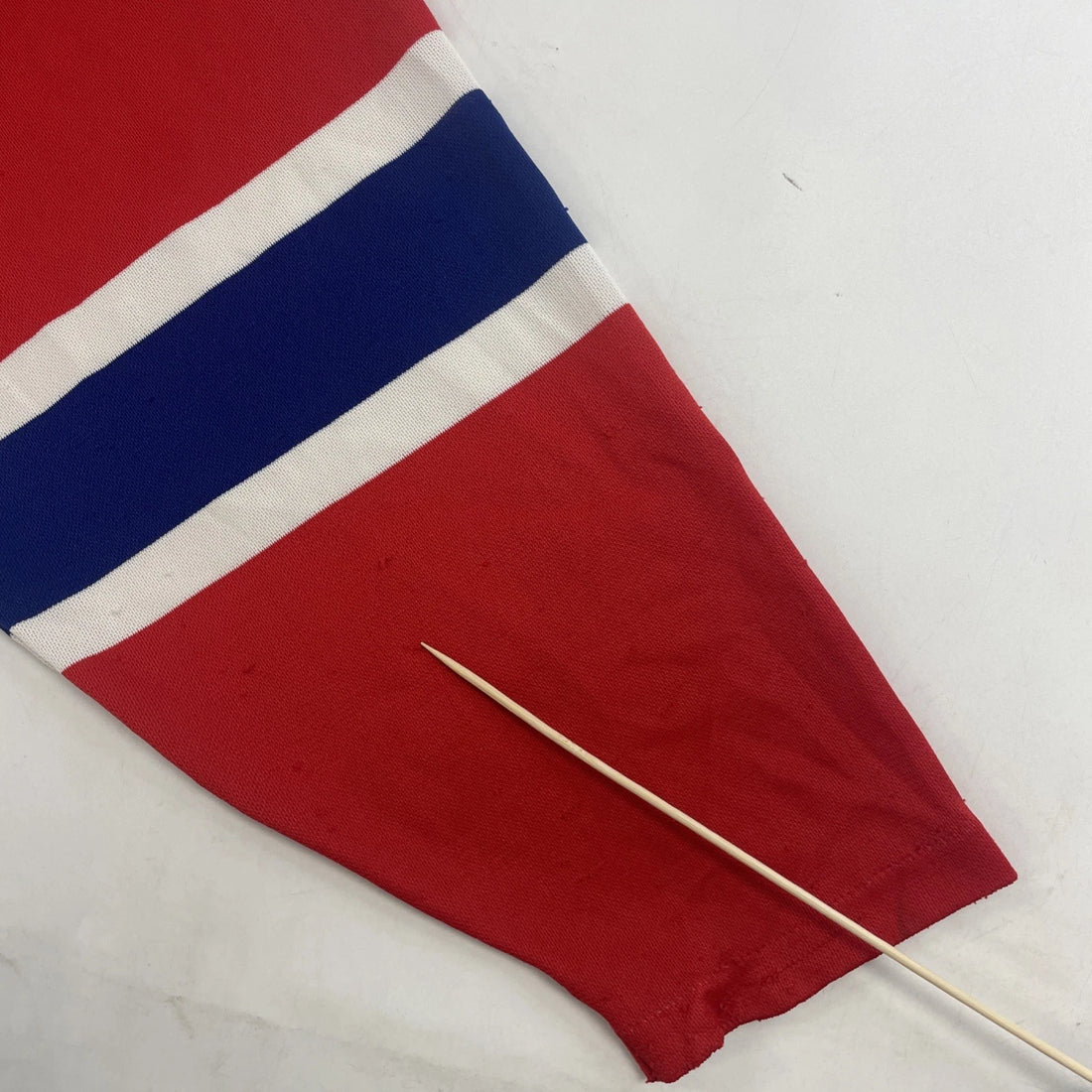 Vintage Montreal Canadiens CCM Maska Hockey Jersey Size Small NHL