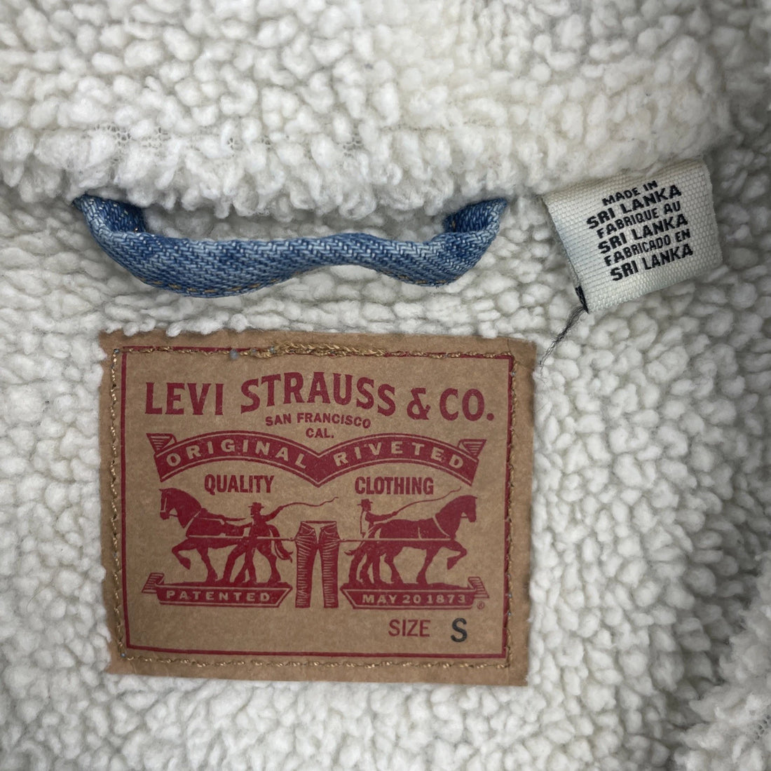 Levi's Denim Trucker Jacket Size Small Sherpa Lined