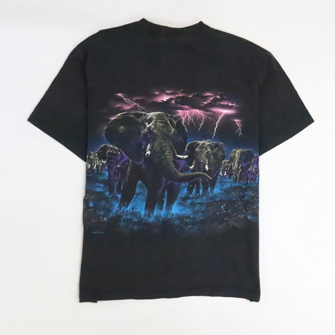 Vintage Elephant Thunder Lightning T-Shirt Size Large Nature
