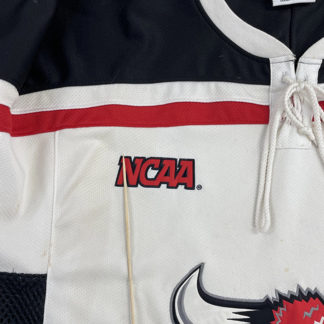 UNO Mavericks Zephyr Authentic Hockey Jersey Size 56 NCAA