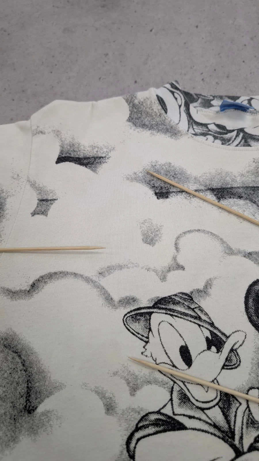 Vintage Mickey Mouse Disney T-Shirt Size Medium 90s
