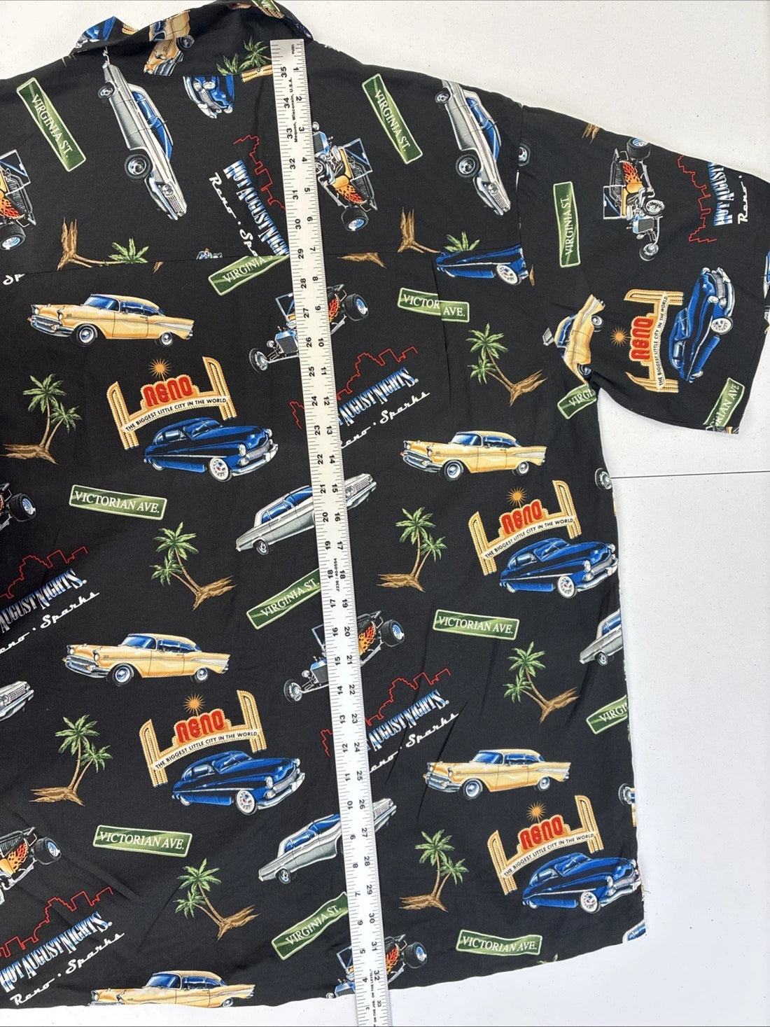 Hot August Nights Auto Cars Button Up Shirt Size XL All Over Print