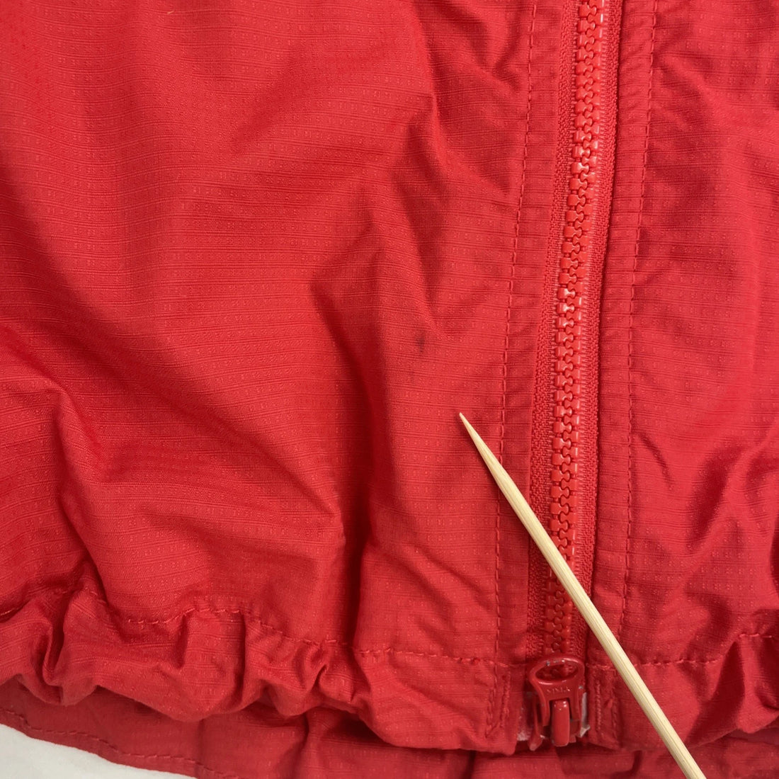 Vintage Columbia Windbreaker Light Jacket Size Large Red