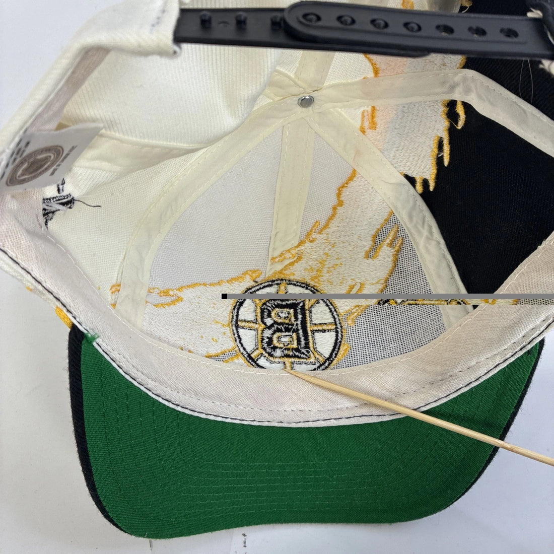 Vintage Boston Bruins Logo Athletic Splash Snapback Hat Cap OSFA NHL