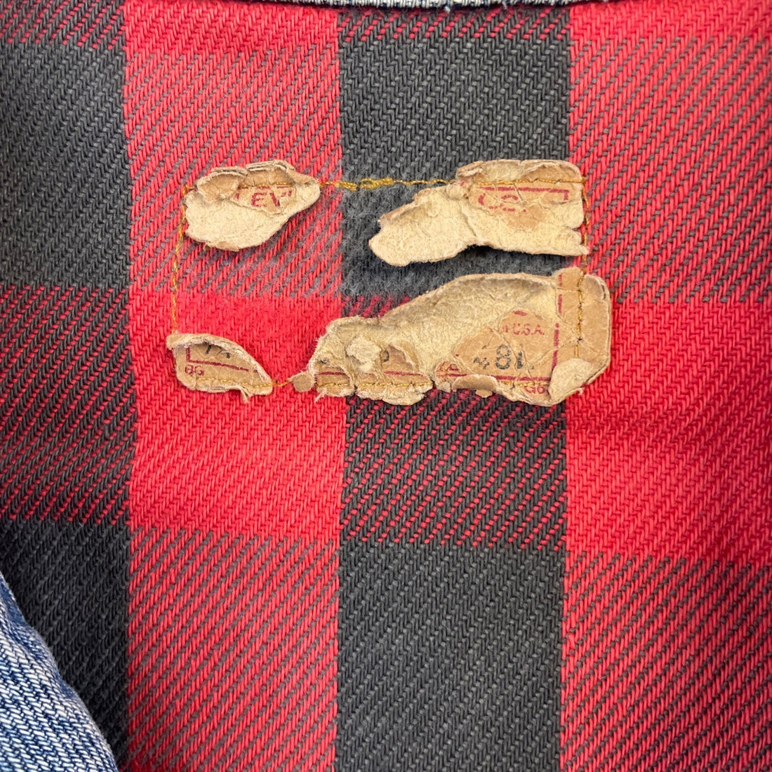 Vintage Levi's Denim Trucker Jacket Medium Buffalo Plaid Lined