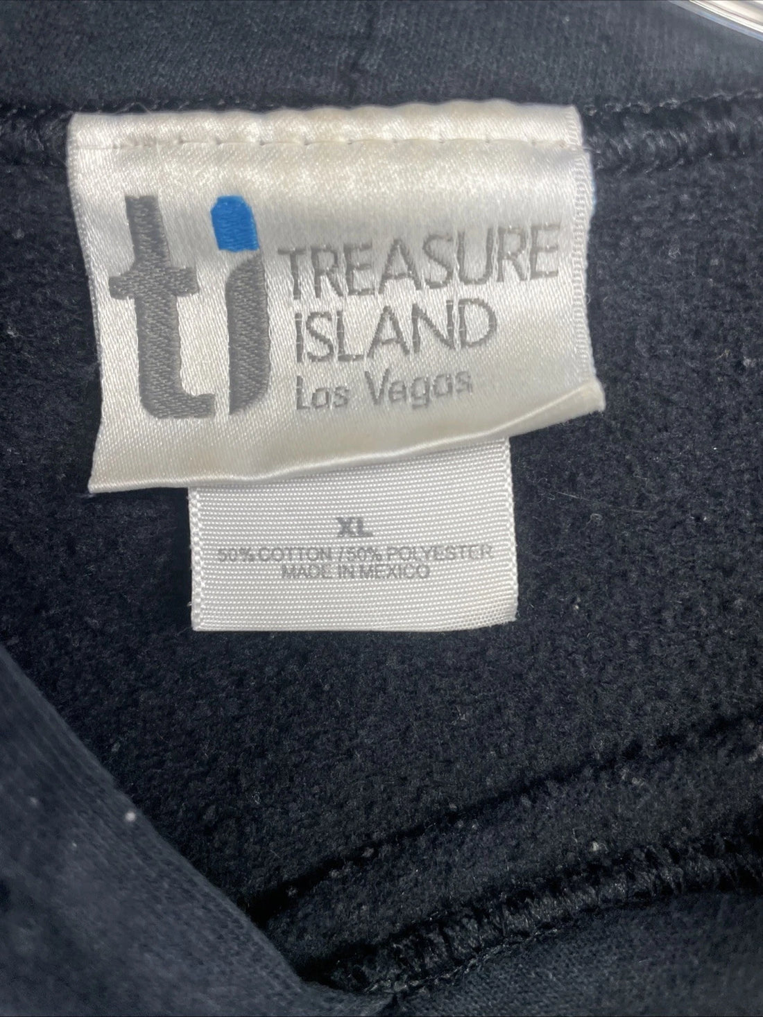 Treasure Island Las Vegas Skull Sweatshirt Hoodie Size XL