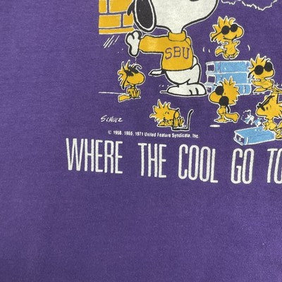 Vintage Joe Cool Peanuts SBU T-Shirt Size Large 90s