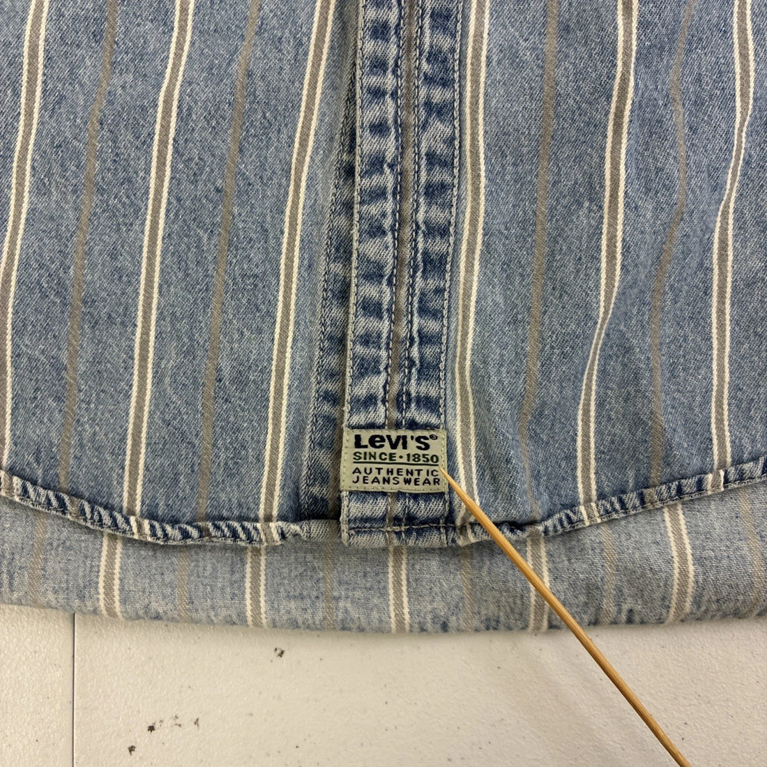 Levi's Denim Button Up Shirt Size XL