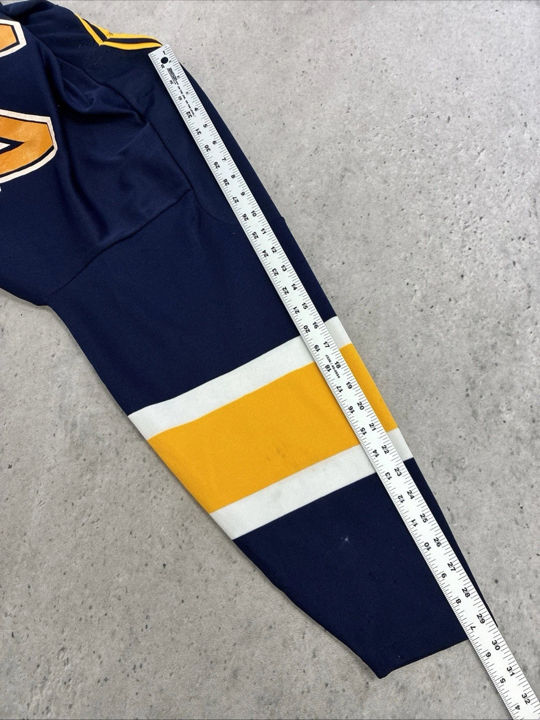 Vintage St. Louis Blues Clubhouse CCM Hockey Jersey Size Large NHL