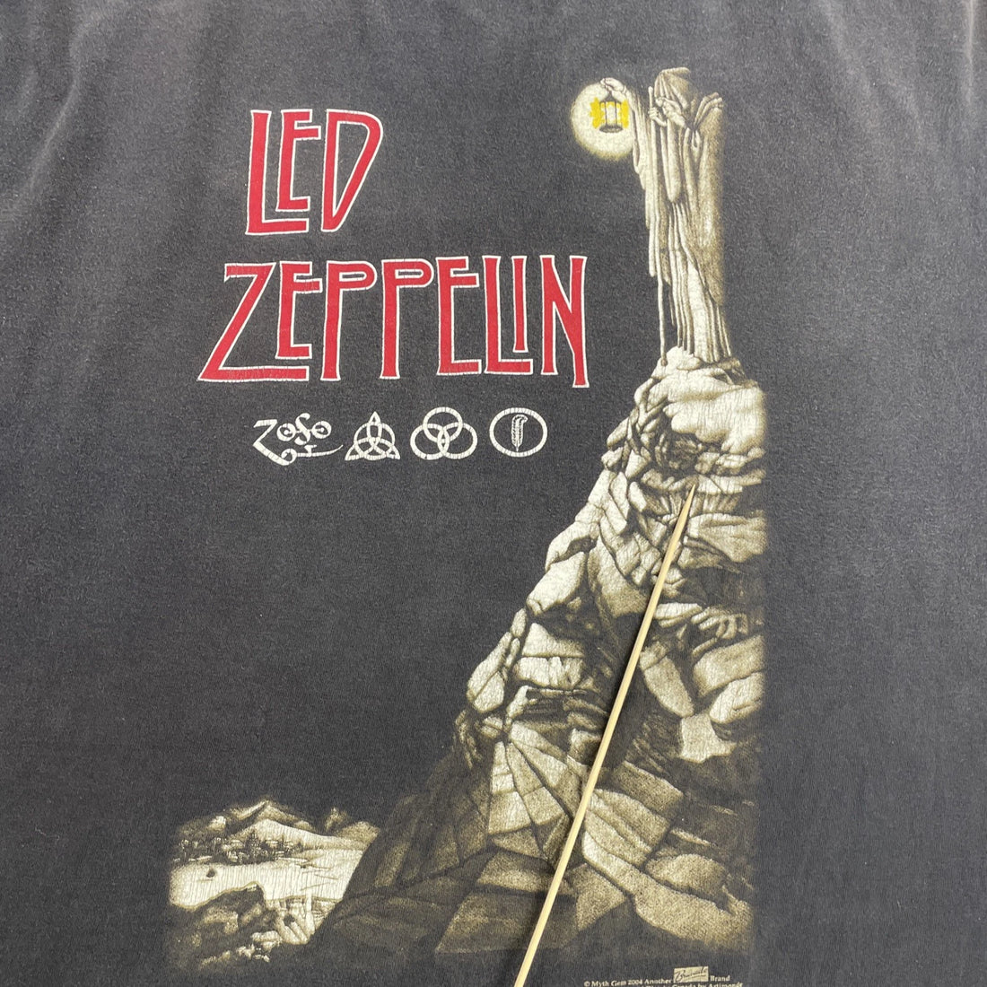 Vintage Led Zeppelin Artimonde T-Shirt Size XL Band Tee 2004