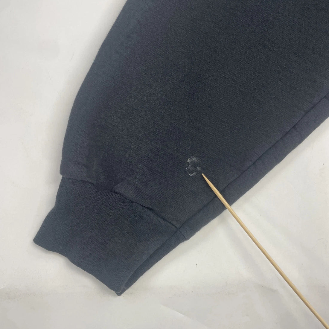 Pirates Of The Caribbean Dead Men Tell No Tales Disney Sweatshirt Hoodie XL