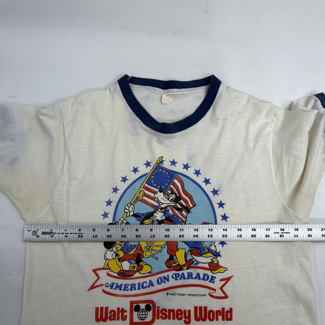 Vintage Mickey Mouse America On Parade Walt Disney World Ringer T-Shirt Large