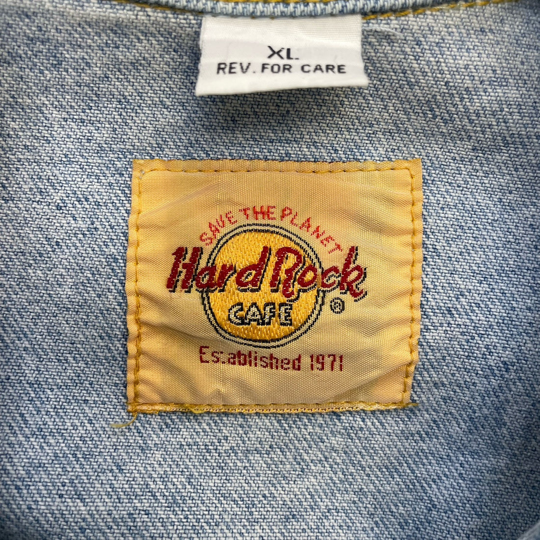 Vintage Hard Rock Cafe Jakarta Denim Trucker Jacket Size XL