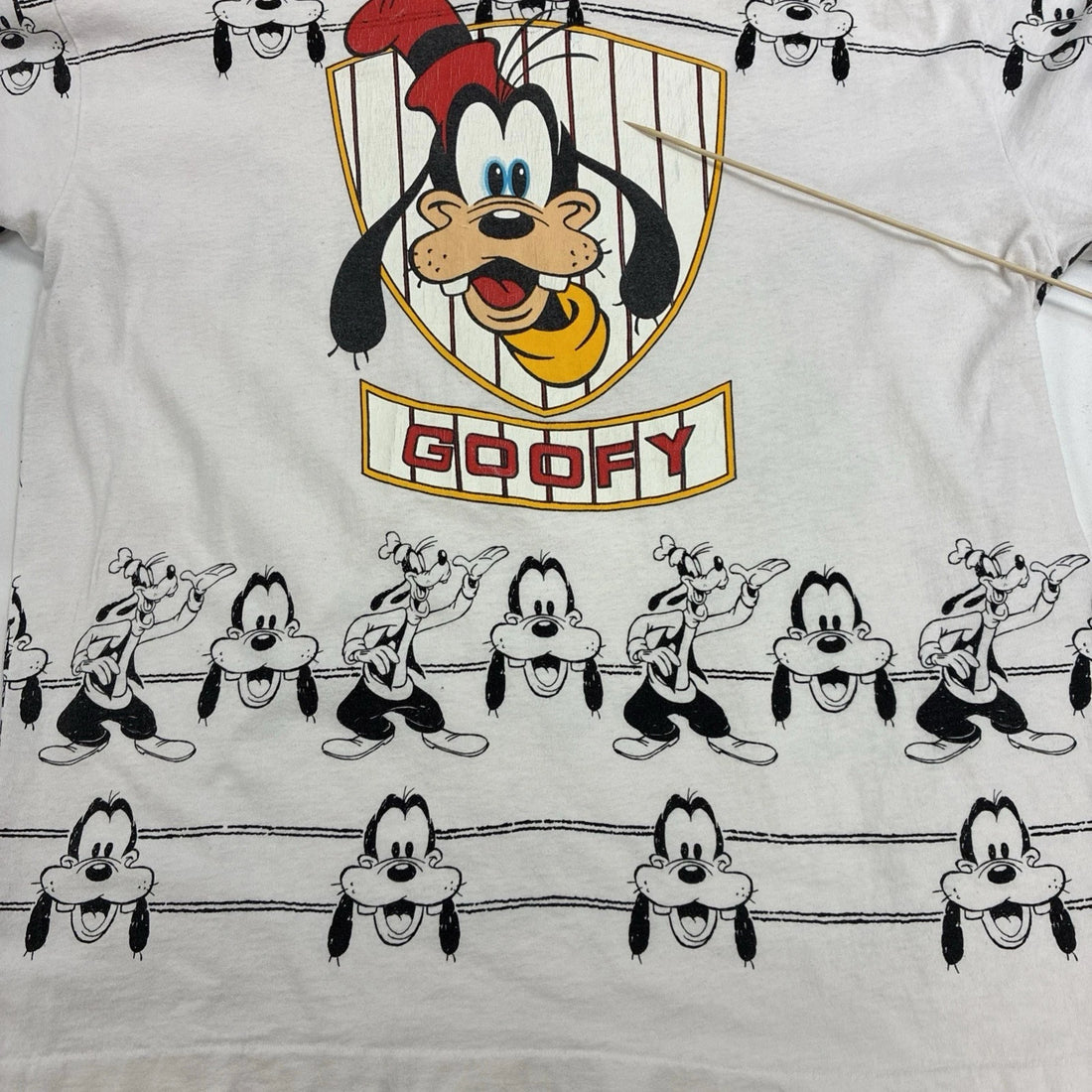 Vintage Goofy Disney Long Sleeve T-Shirt Size XL All Over Print AOP 90s