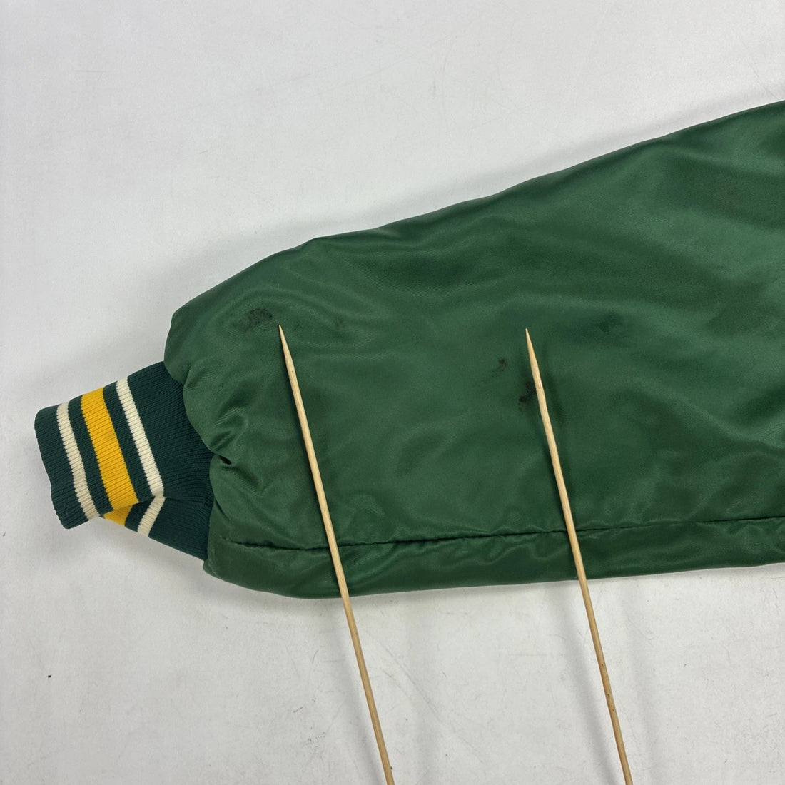 Vintage Dallas Stars Satin Bomber Jacket Size Medium MLB