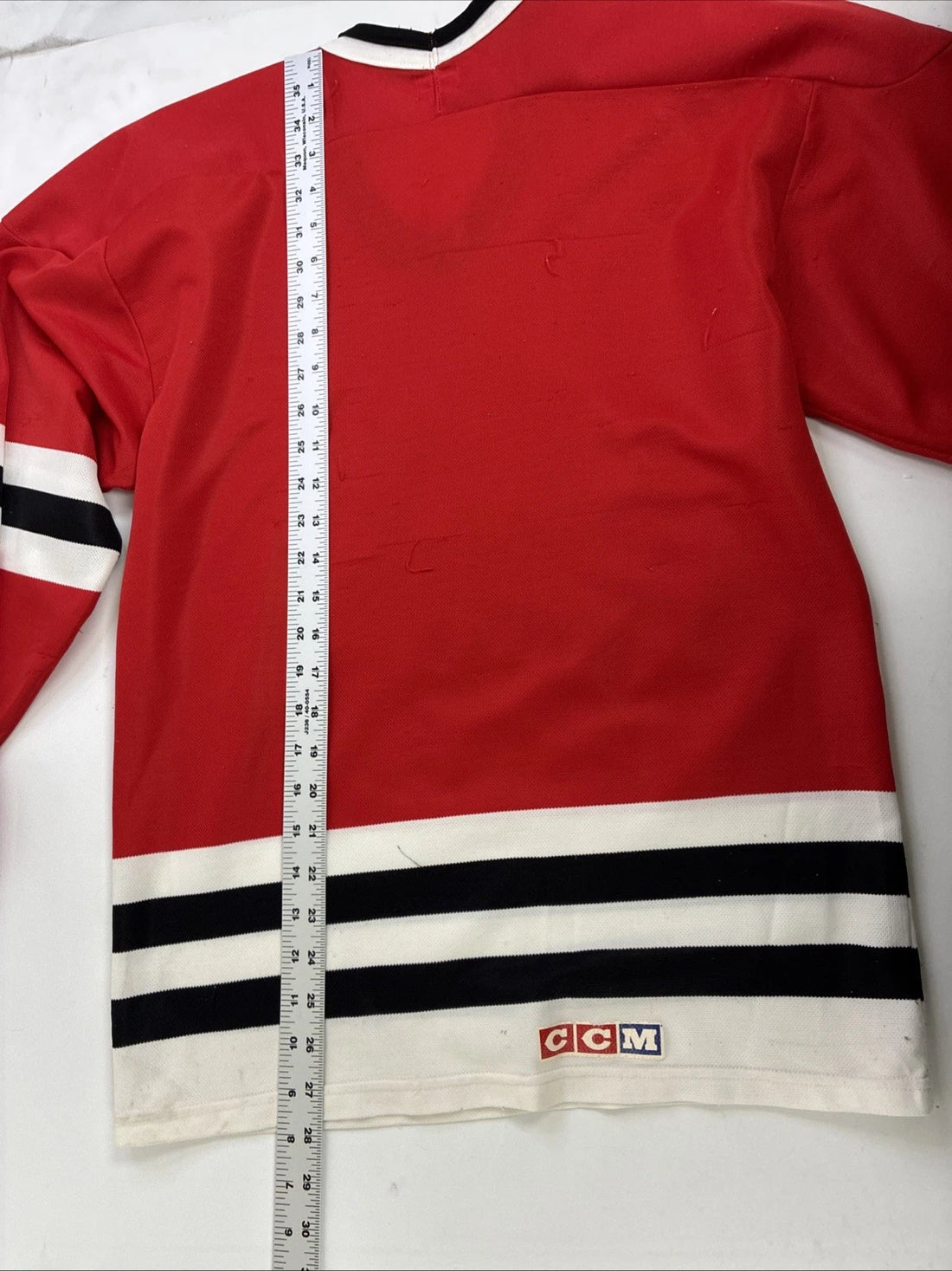 Vintage Chicago Blackhawks CCM Jersey Size Medium NHL