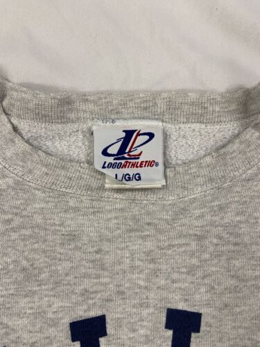 VINTAGE LEGENDS ATHLETIC DALLAS COWBOYS SWEATSHIRT IN SIZE M