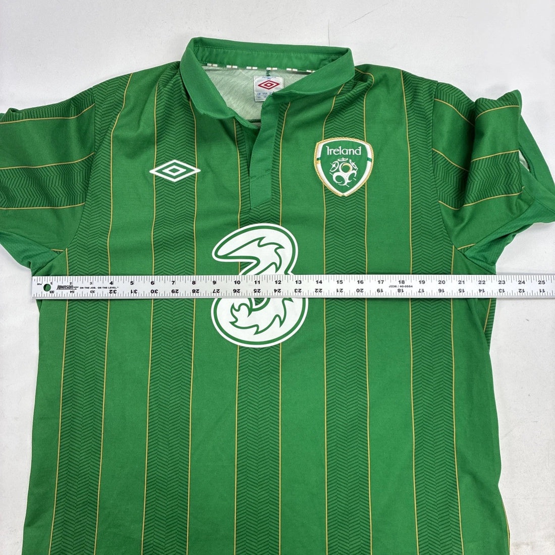 Ireland Umbro Soccer Football Jersey Size 44 FIFA