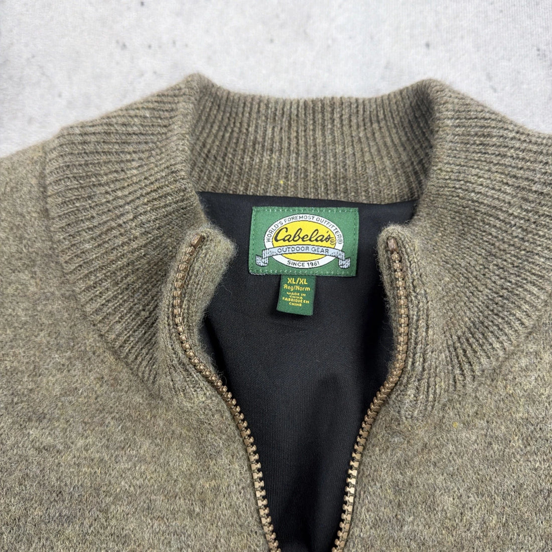Vintage Cabela's Wool Knit Commando Pullover Sweater Size XL
