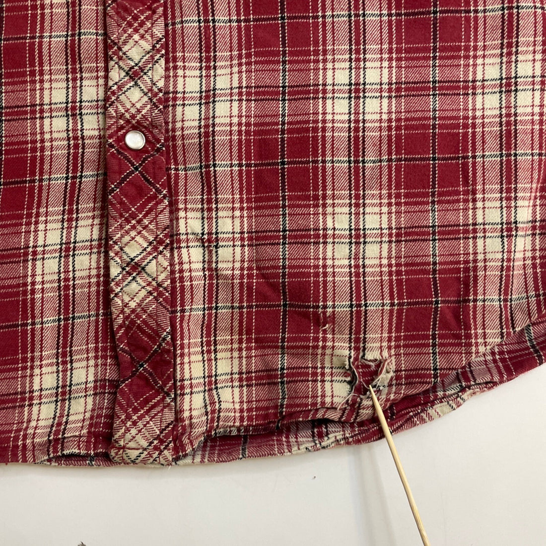 Vintage Wrangler Wrancher Pearl Snap Shirt Size Medium Red Plaid