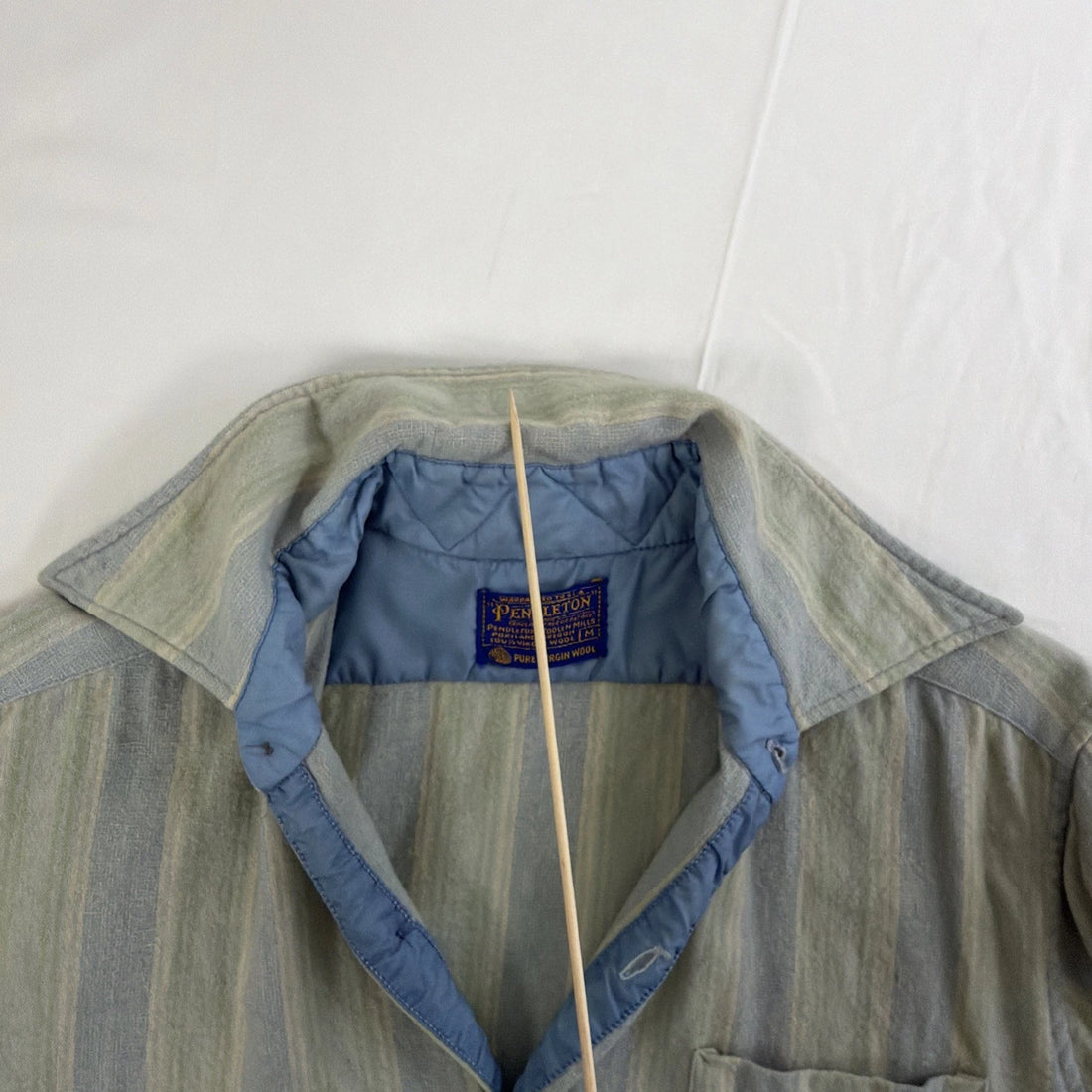 Vintage Pendleton Wool Lodge Button Up Shirt Size Medium Striped