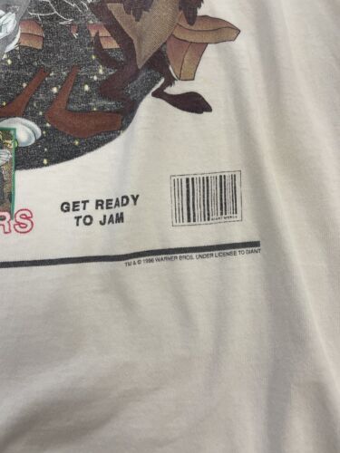 Vintage Space Jam Tune Squad Magazine Long Sleeve T-Shirt Size Large 1996 90s