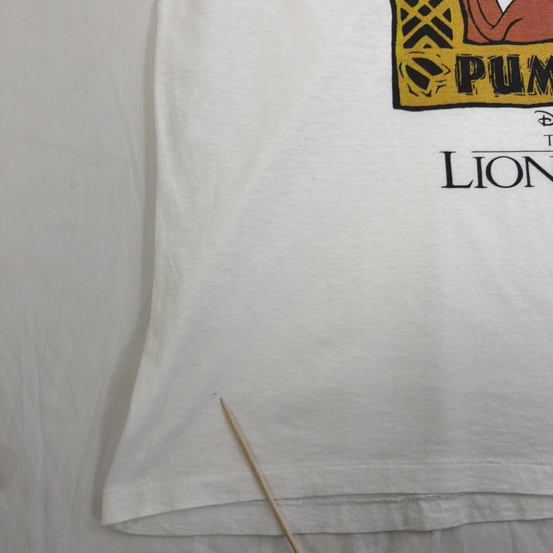 Vintage The Lion King Pumbaa Disney T-Shirt Size Large