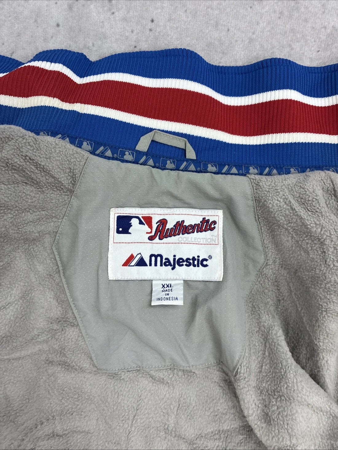 Chicago Cubs Majestic Dugout Bomber Jacket Size 2XL MLB
