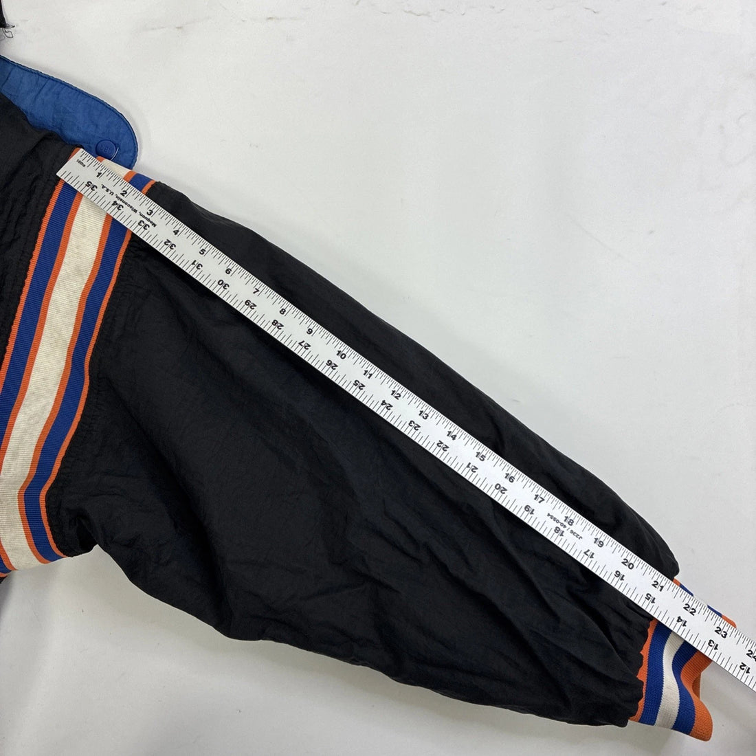 New York Knicks Pro Player Reversible Puffer Jacket Size Large NBA