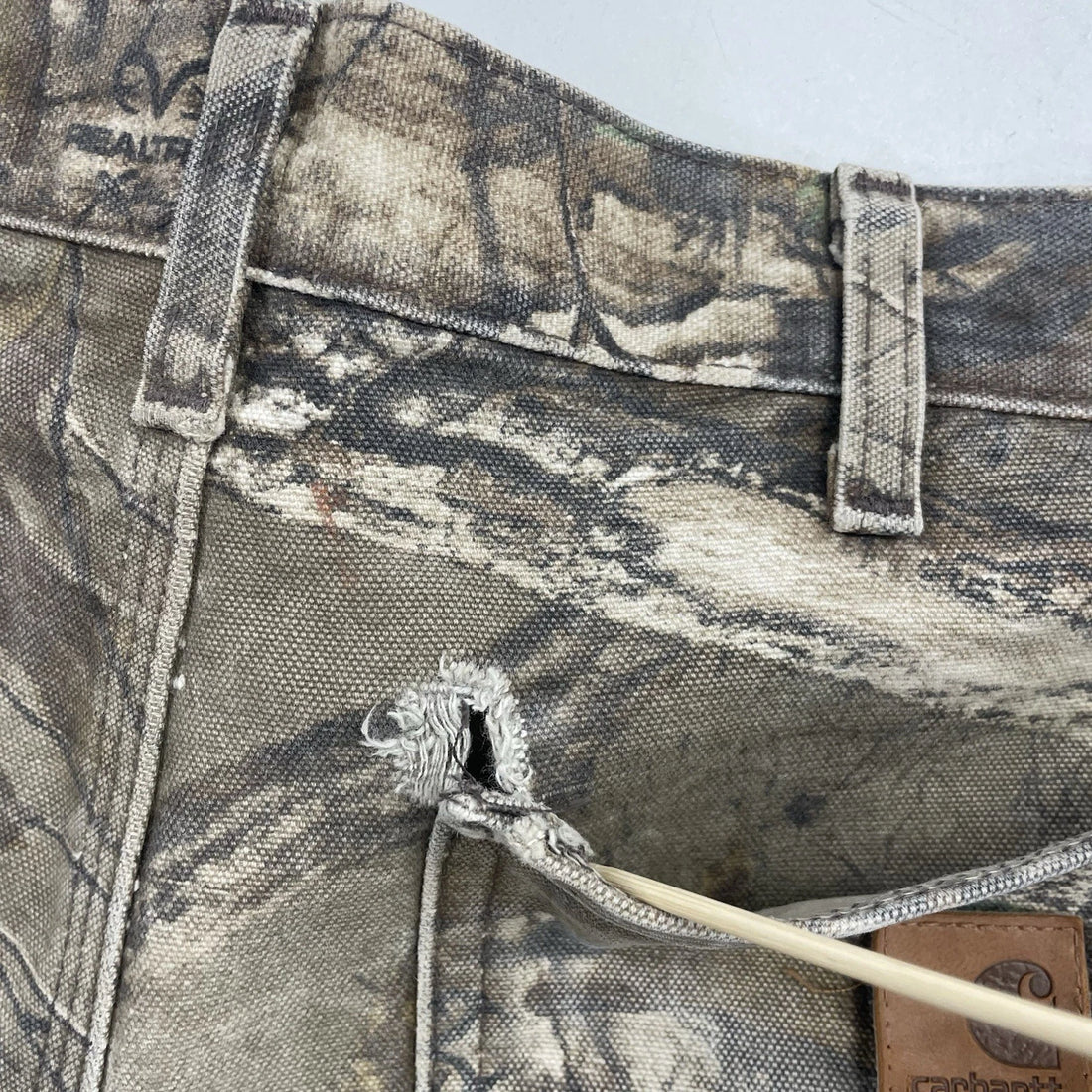 Carhartt Realtree Camo Carpenter Work Pants Size 34 X 30 Distressed