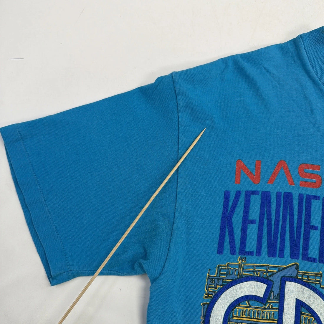 Vintage NASA Kennedy Space Center T-Shirt Size Medium 90s