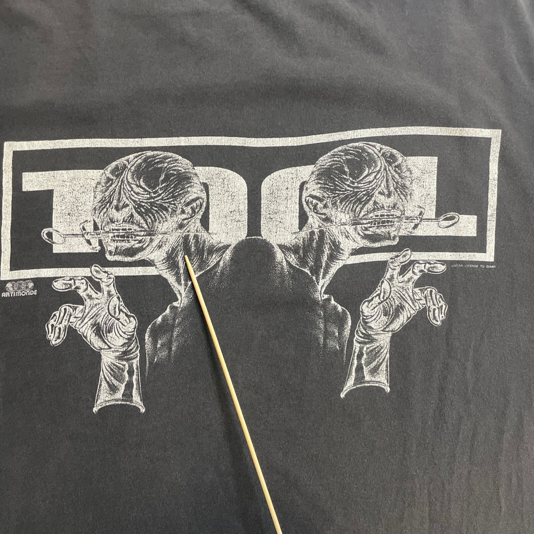 Vintage Tool Medicine Twins Artimonde T-Shirt Size Large 90s