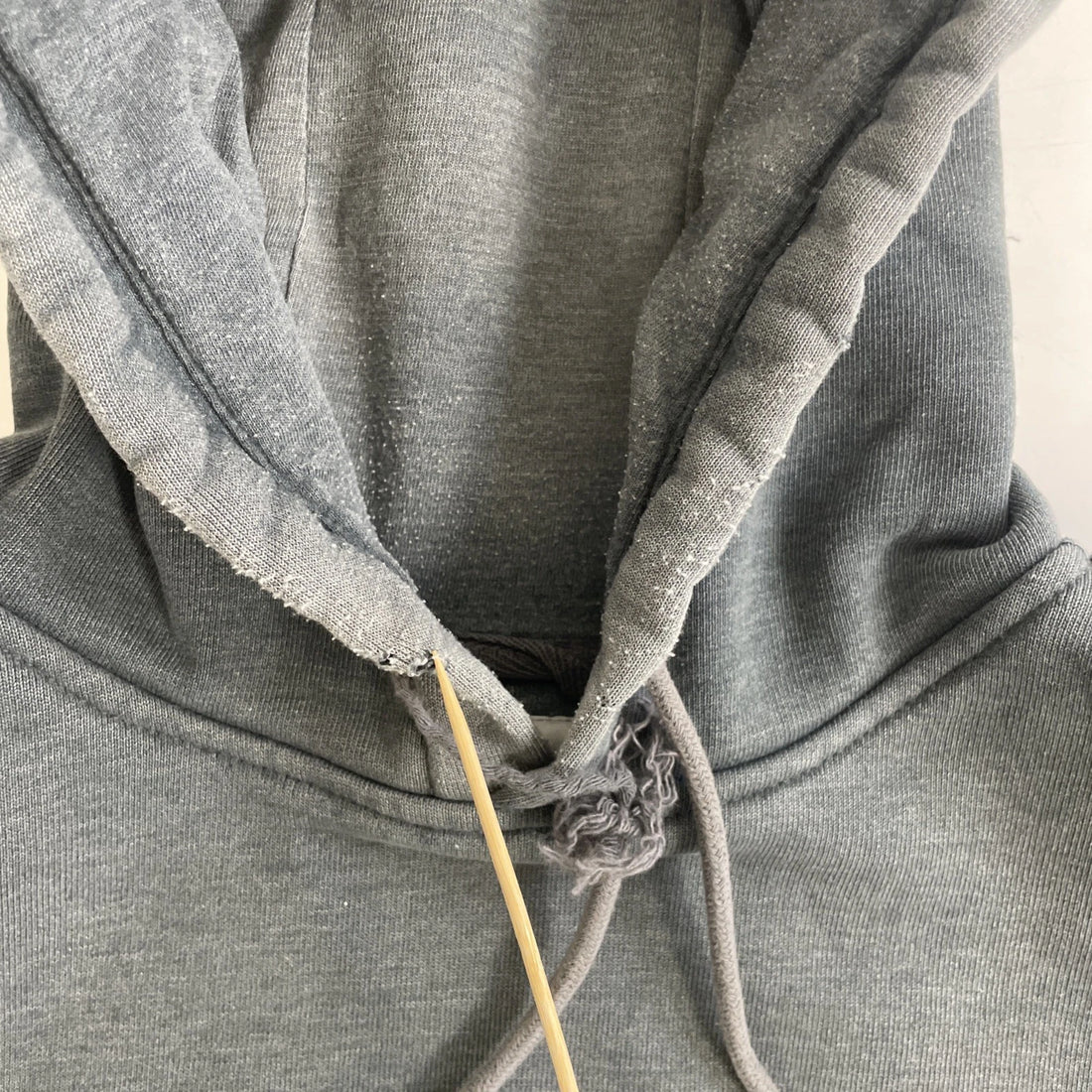 Carhartt Sweatshirt Hoodie Size Medium Gray Paint