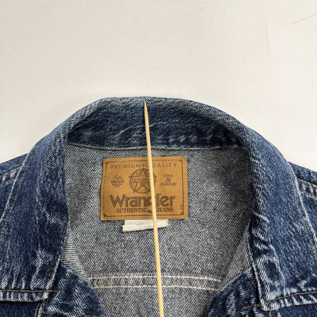 Vintage Wrangler Denim Trucker Jacket Size Large Blue