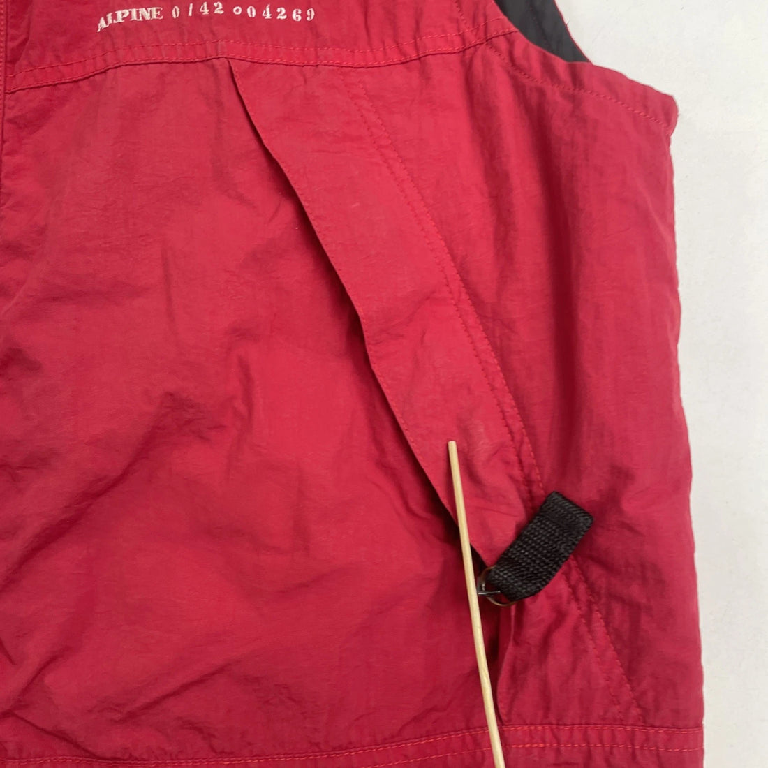 Vintage Tommy Hilfiger Alpine Vest Jacket Size XL Red
