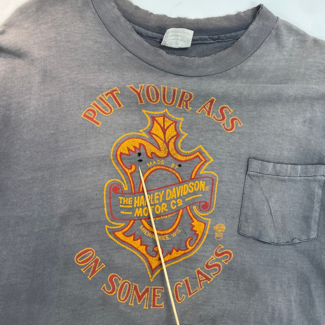 Vintage Harley Davidson Put Your Ass On Some Class Eagle Pocket T-Shirt XL 90s