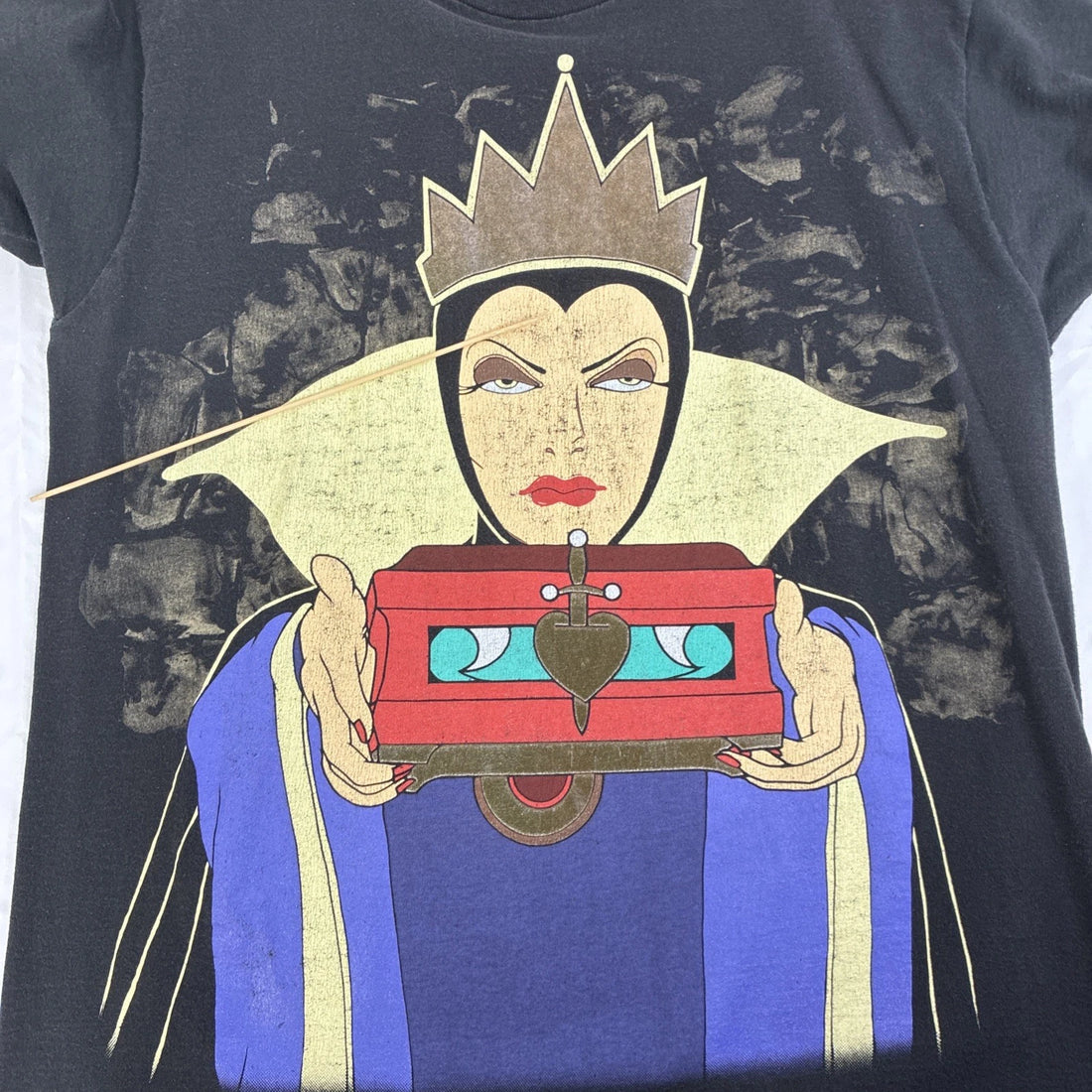 Vintage Snow White Evil Queen Disney T-Shirt Size XL Villains 90s