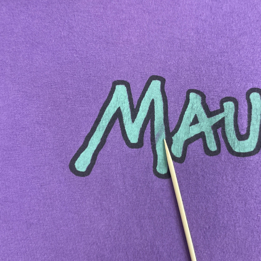 Vintage Maui And Sons Shark Surf T-Shirt Size Medium Purple 90s