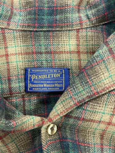 Vintage Pendleton Wool Button Up Shirt Size Large Plaid
