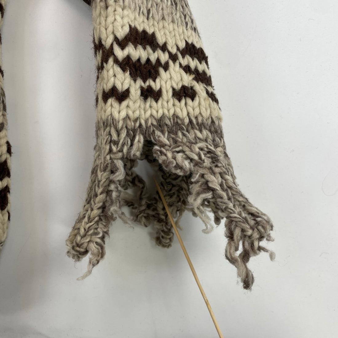 Vintage Snowflake Wool Knit Cowichan Sweater Size Medium
