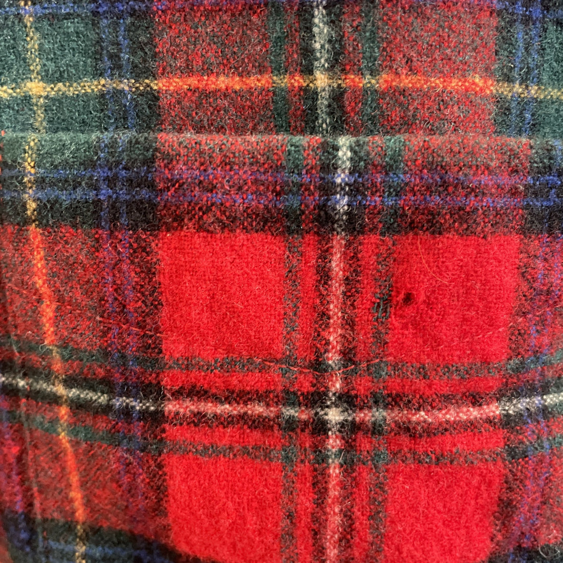 Vintage Pendleton Wool Lodge Button Up Shirt Size Large Red